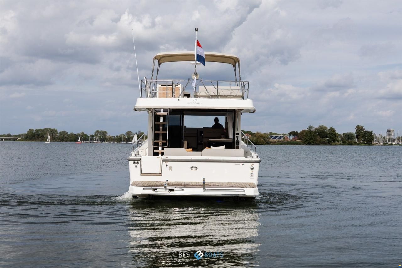 Cranchi Eco Trawler 43 Long Distance