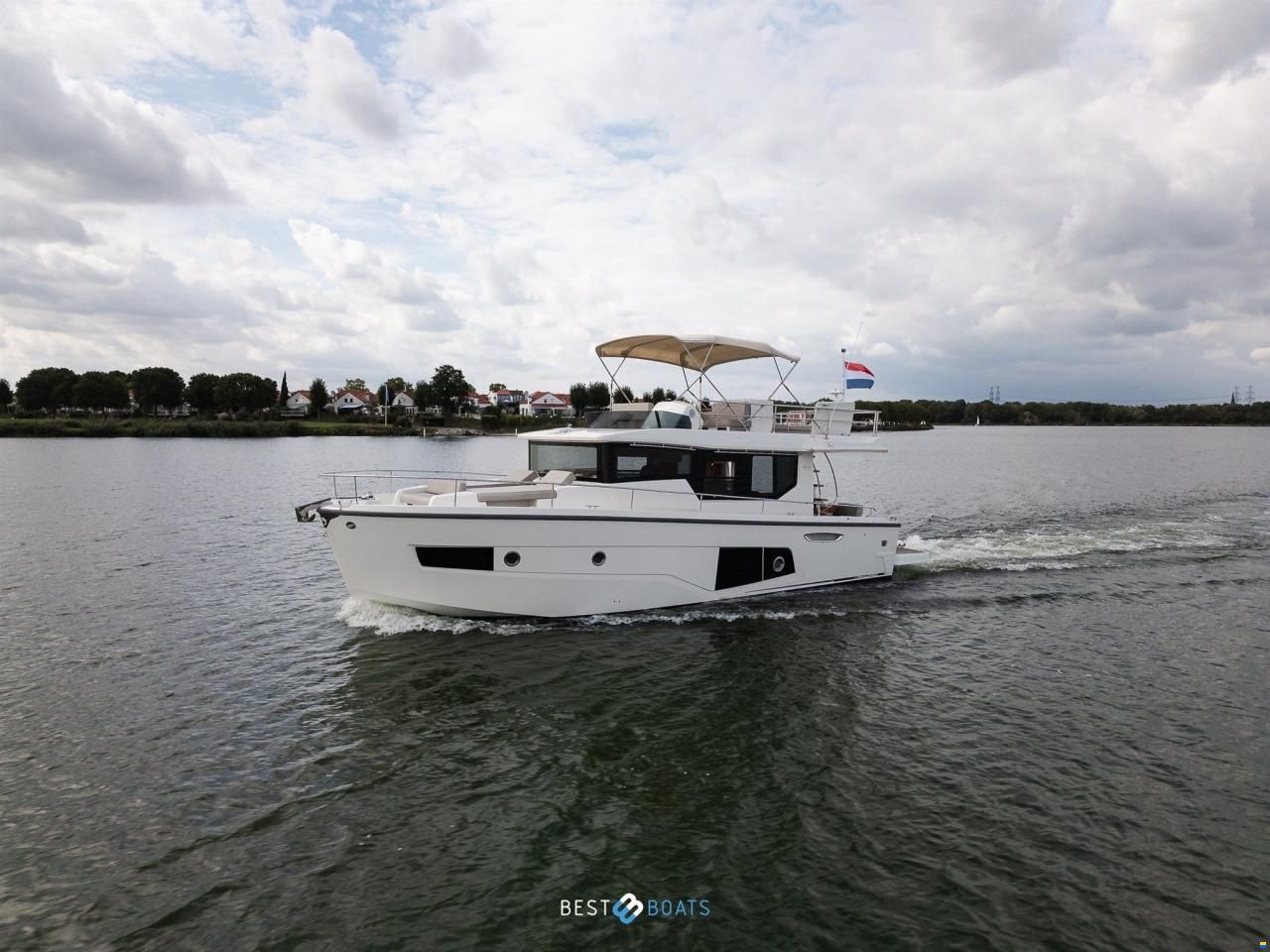 Cranchi Eco Trawler 43 Long Distance