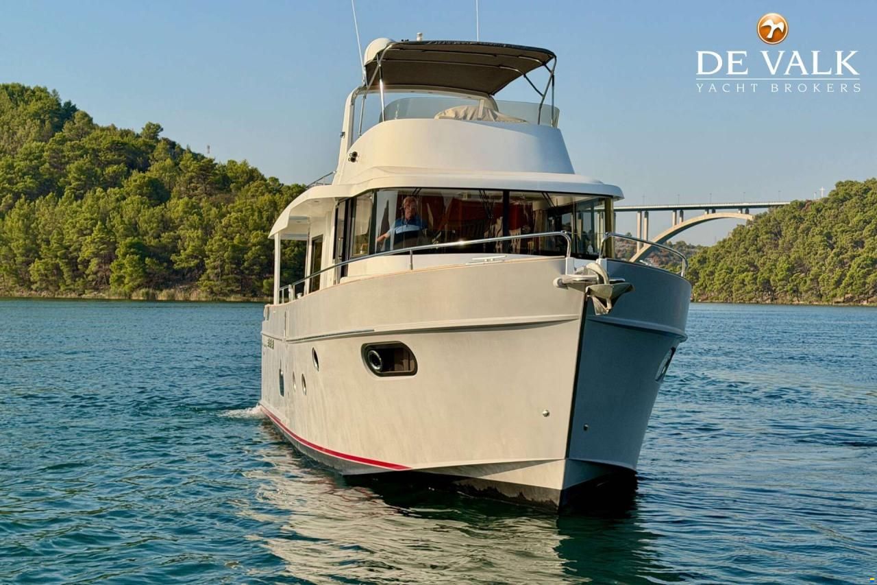 Beneteau Swift Trawler 50