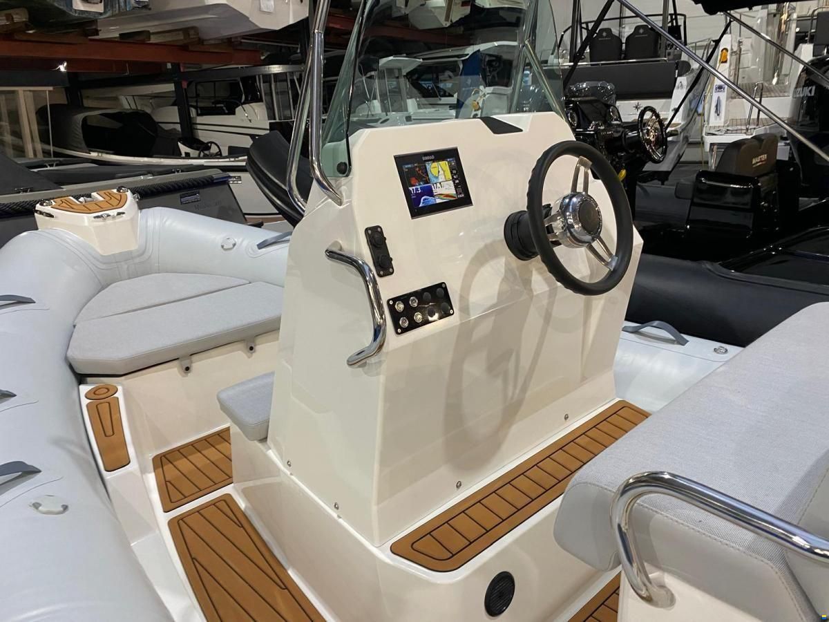 Zodiac Medline 5.8 RIB