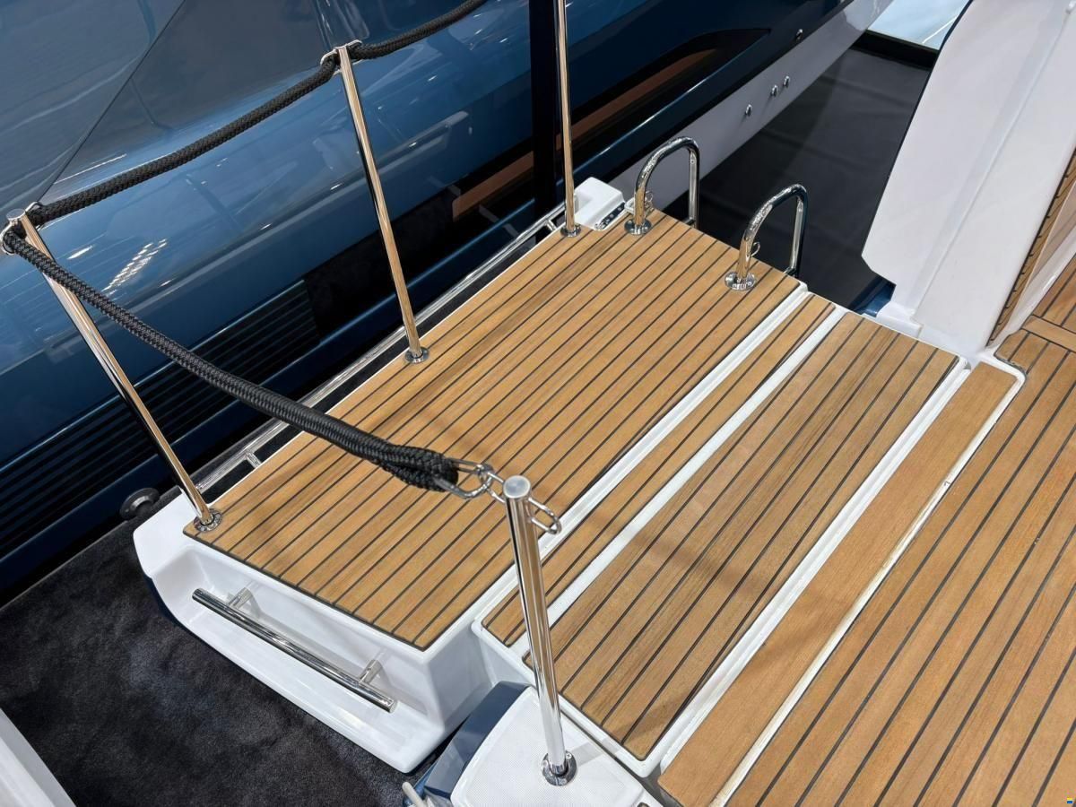 Jeanneau DB-37