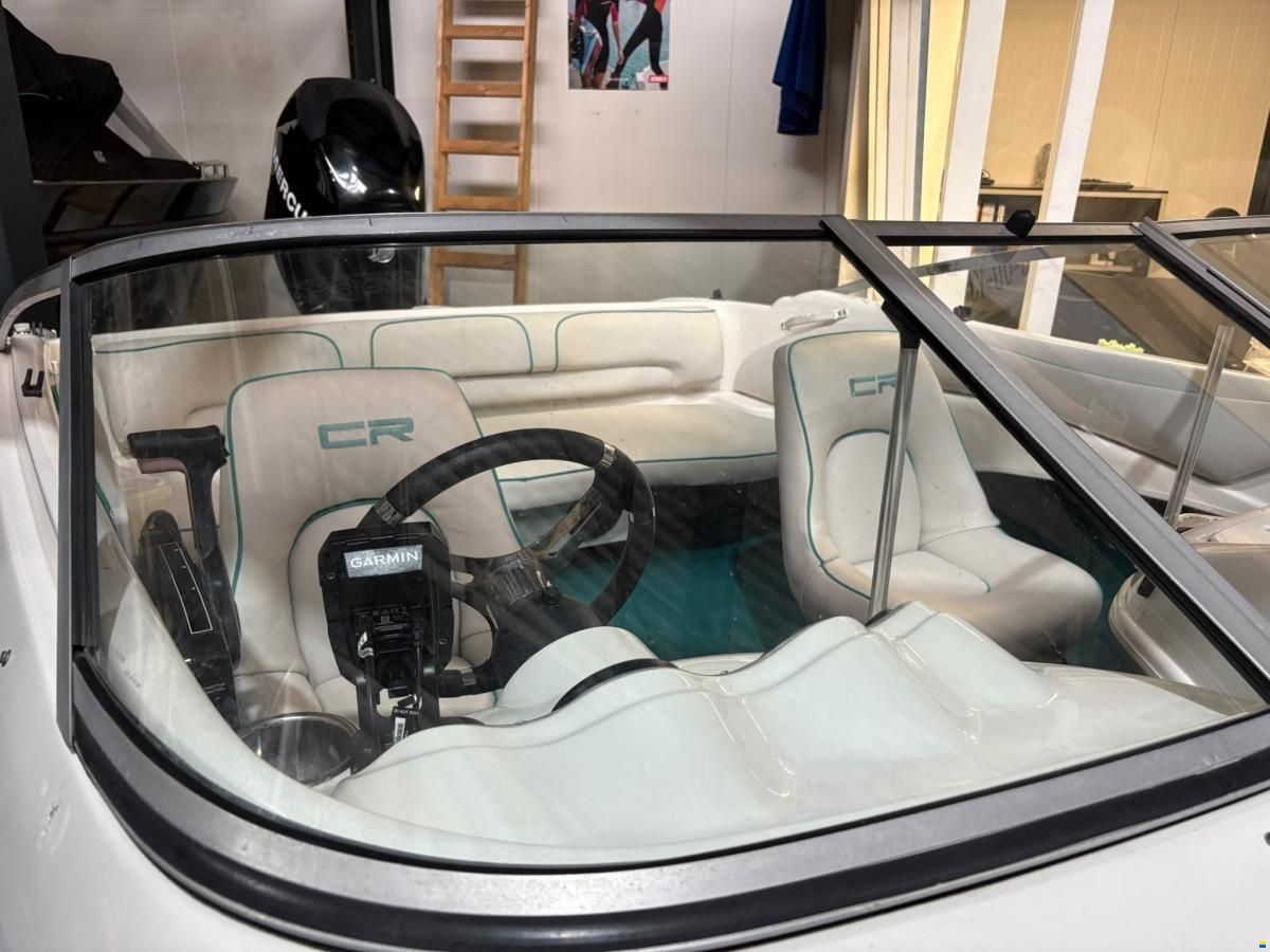 Larson Boats Flyer 166 BR