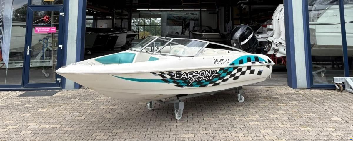 Larson Boats Flyer 166 BR