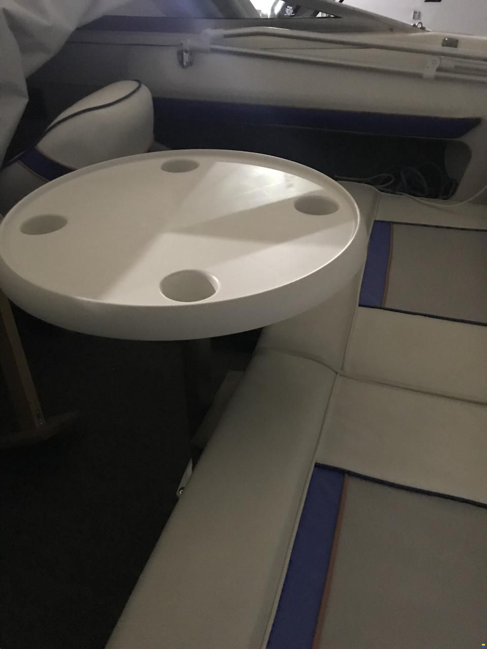 Sea Ray 200SR