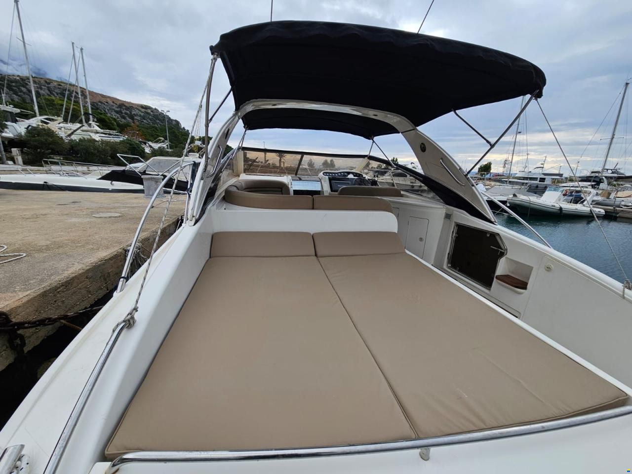 Princess V42