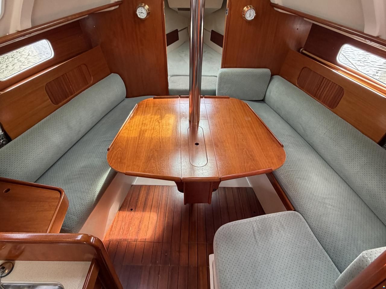 Beneteau Oceanis 321