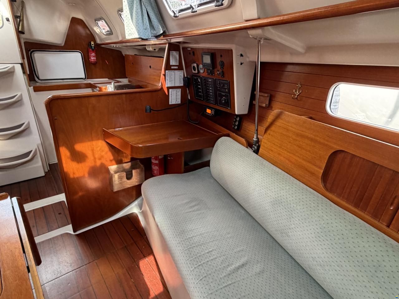 Beneteau Oceanis 321