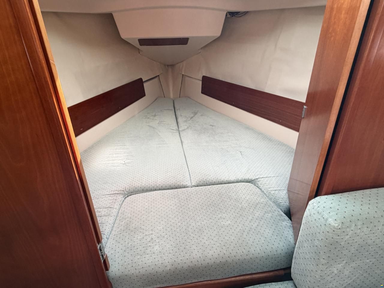 Beneteau Oceanis 321