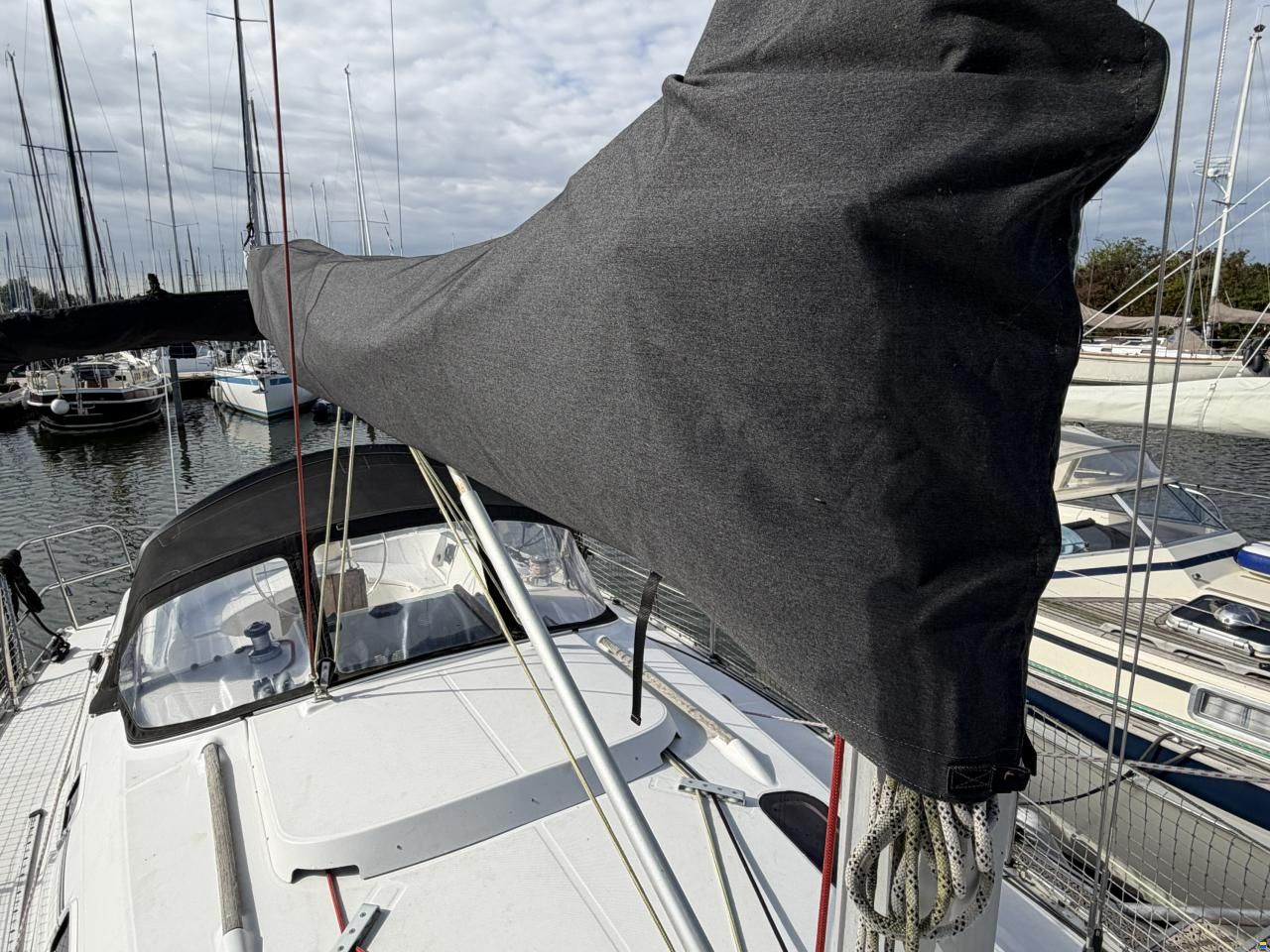 Beneteau Oceanis 321