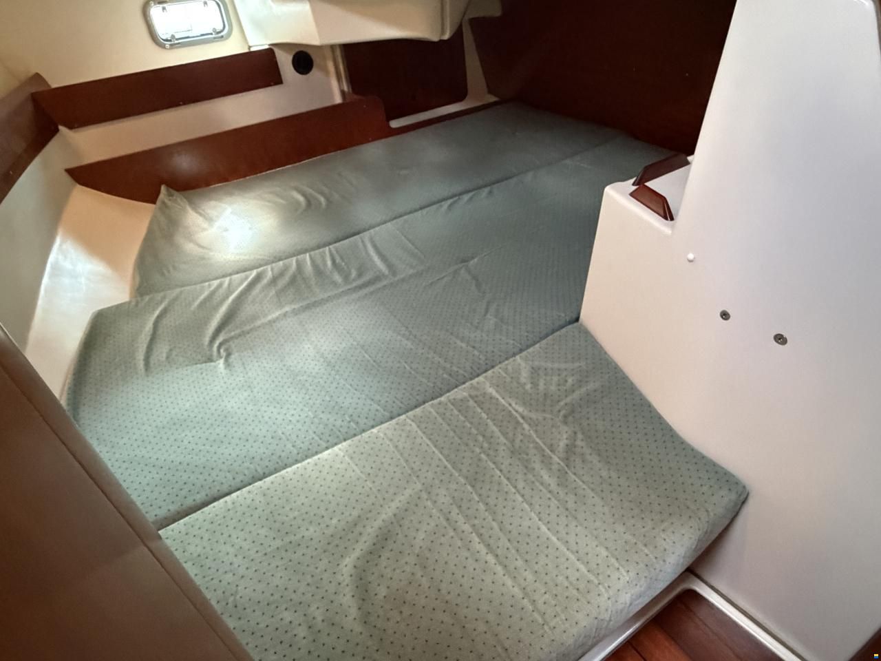 Beneteau Oceanis 321