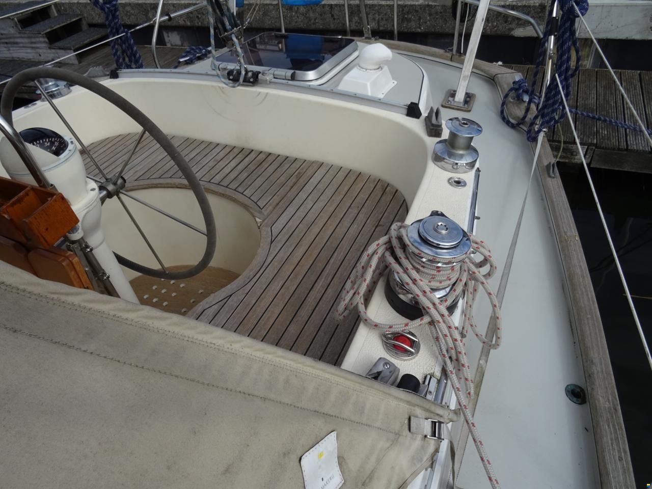 Hallberg-Rassy 352 MKII