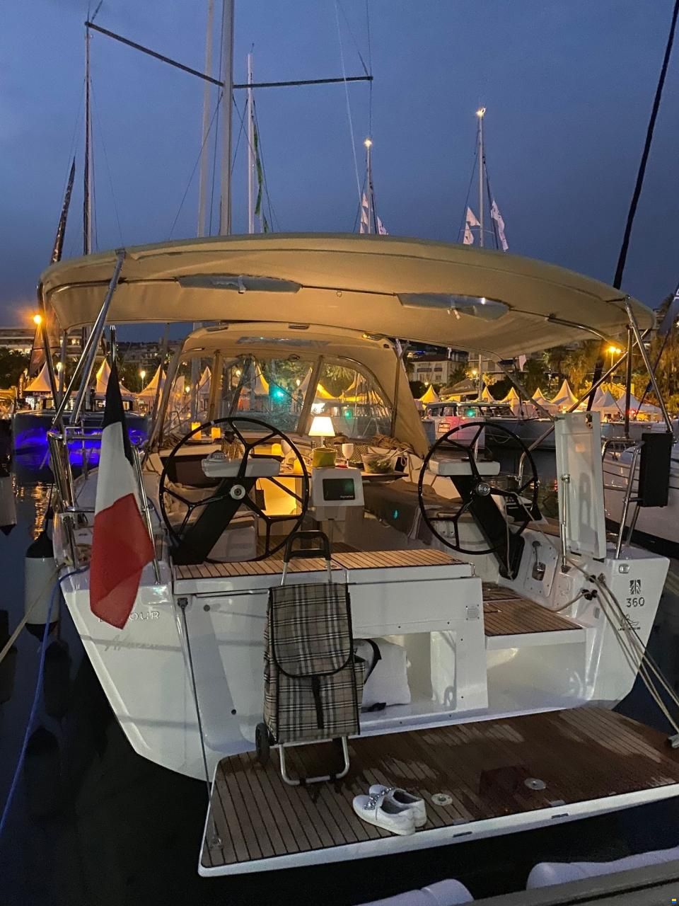 DUFOUR 360 GRAND LARGE