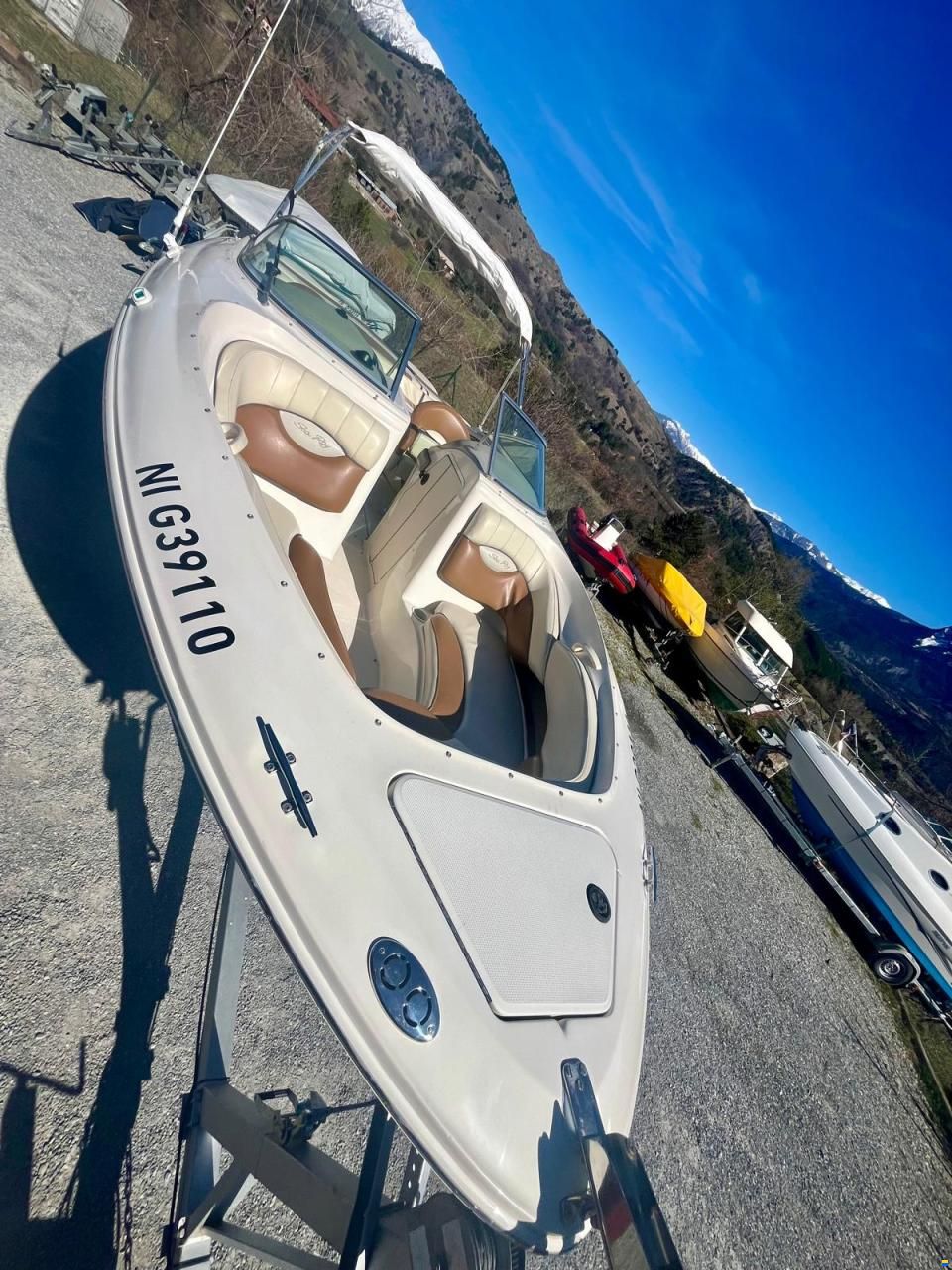 Sea Ray 240 SIGNATURE