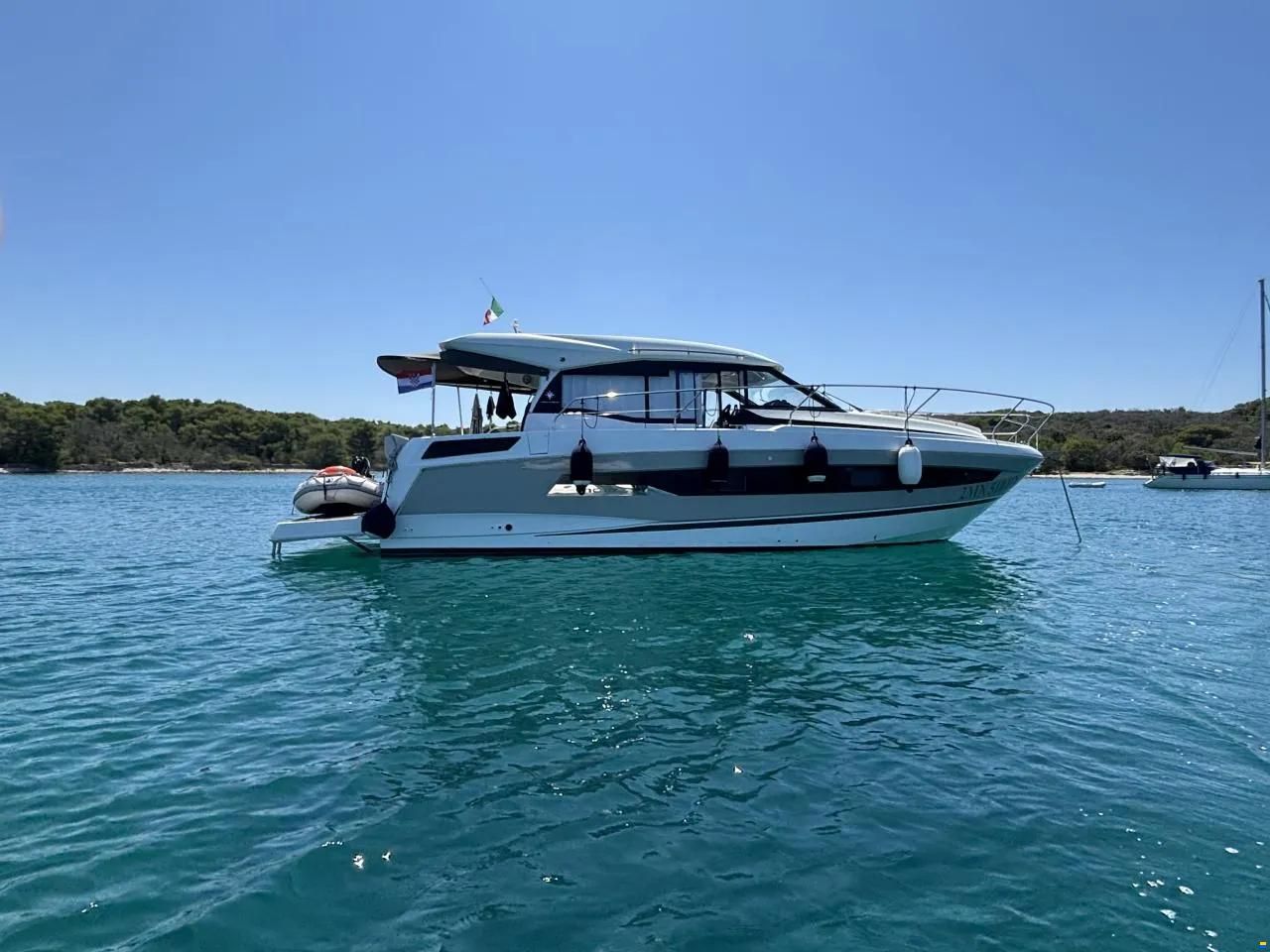 Jeanneau NC37