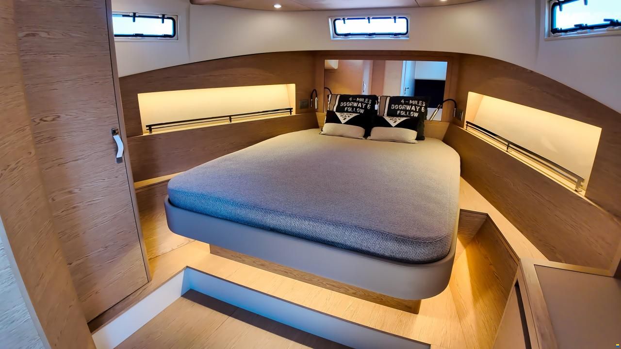 Solaris Power 44 Open