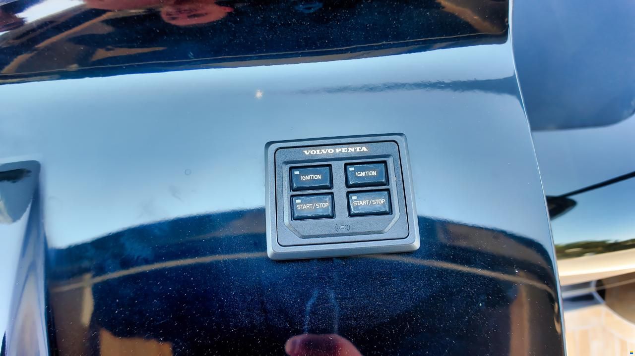 Solaris Power 44 Open