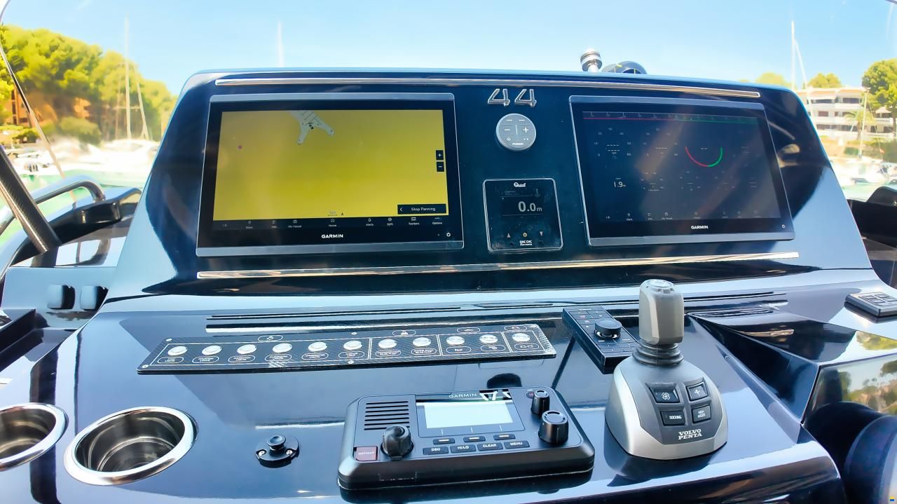Solaris Power 44 Open