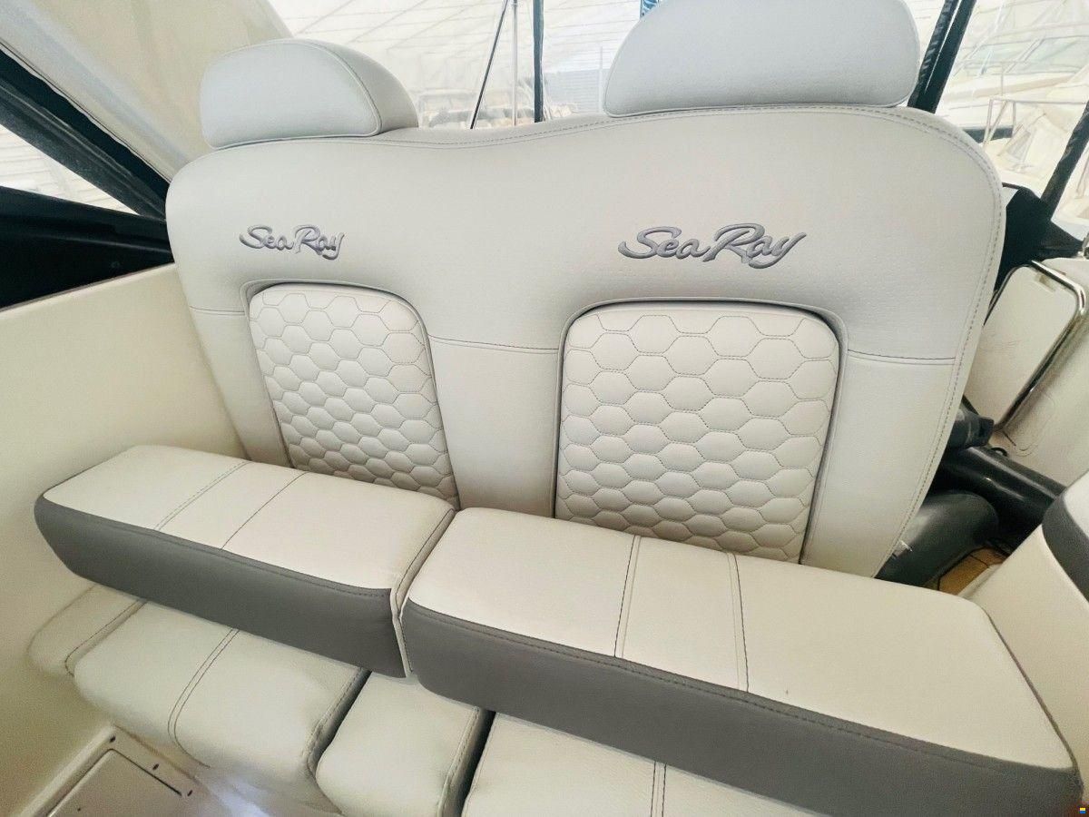 Sea Ray 265 Sundancer