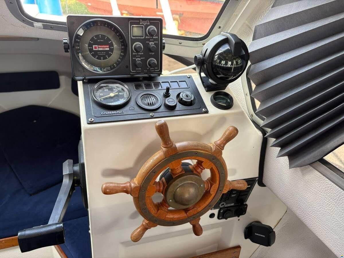 Bella 700