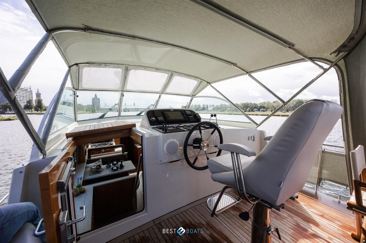 Linssen Grand Sturdy 45.9 AC Twin