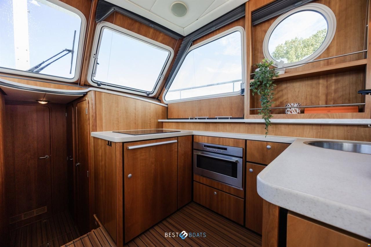 Linssen Grand Sturdy 45.9 AC Twin