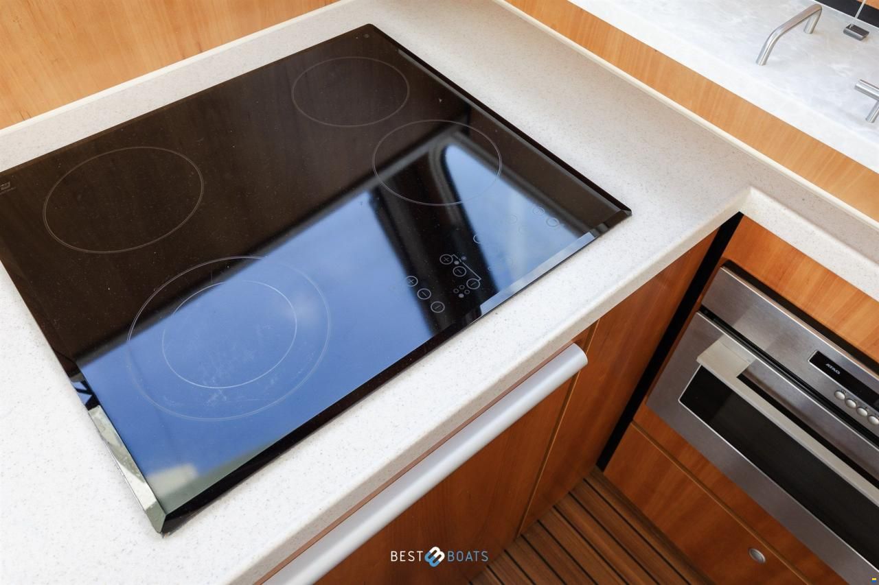 Linssen Grand Sturdy 45.9 AC Twin