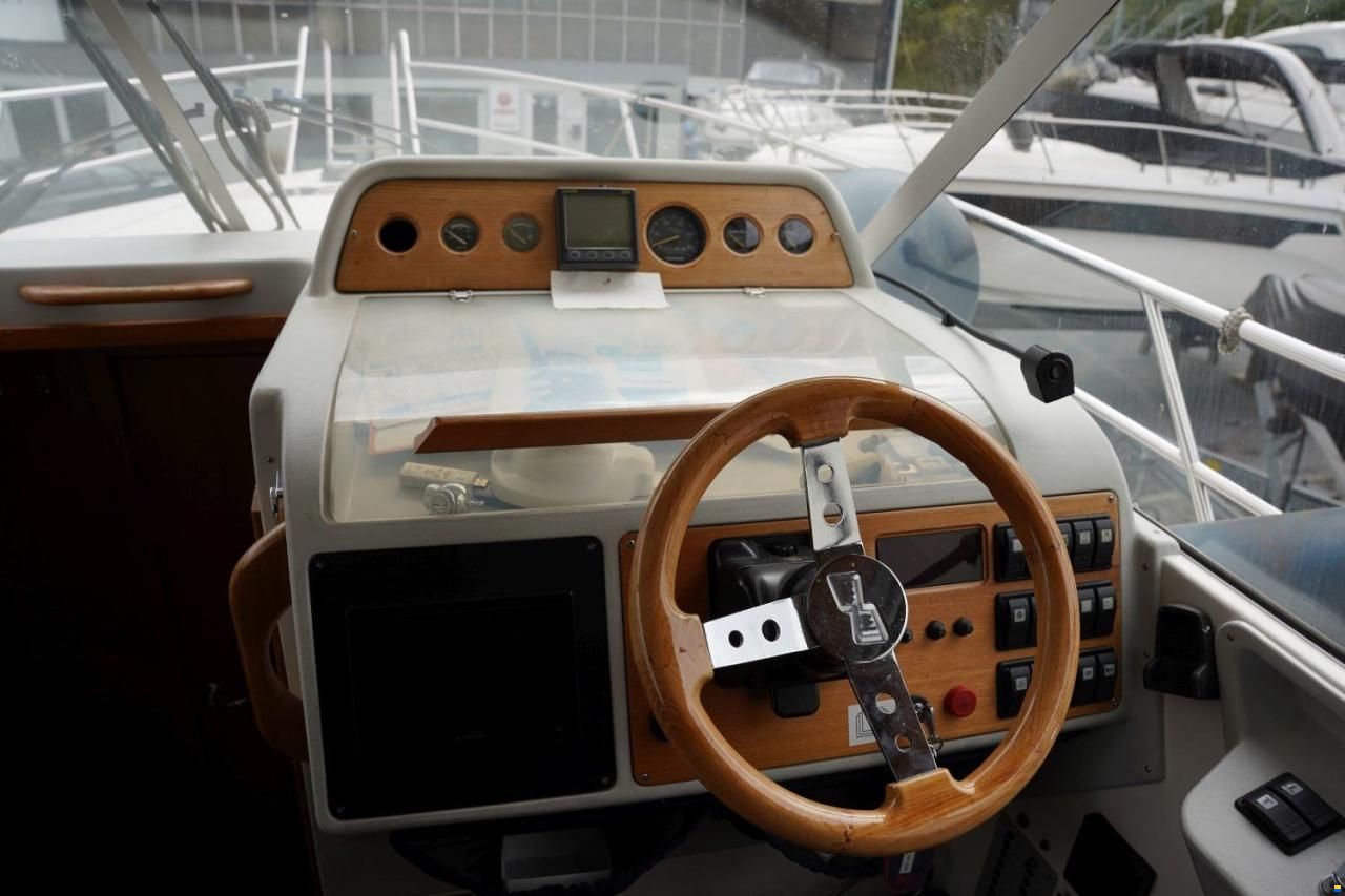 Nimbus 320 COUPE