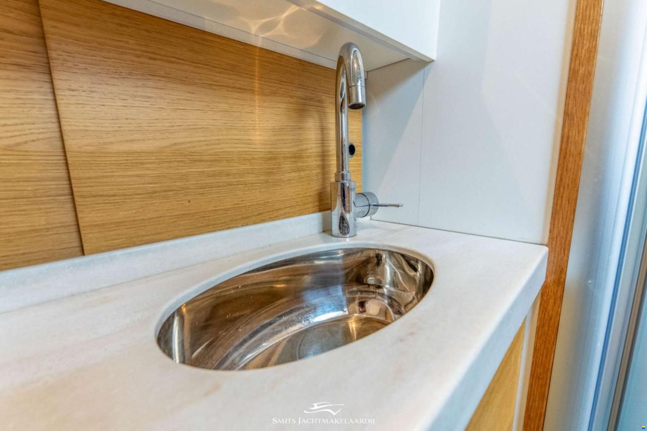 Vedette 33 Salon Comfort Line