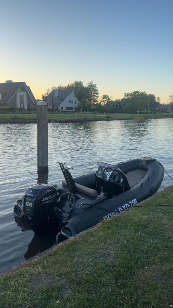Brig Inflatable Boats Eagle 4