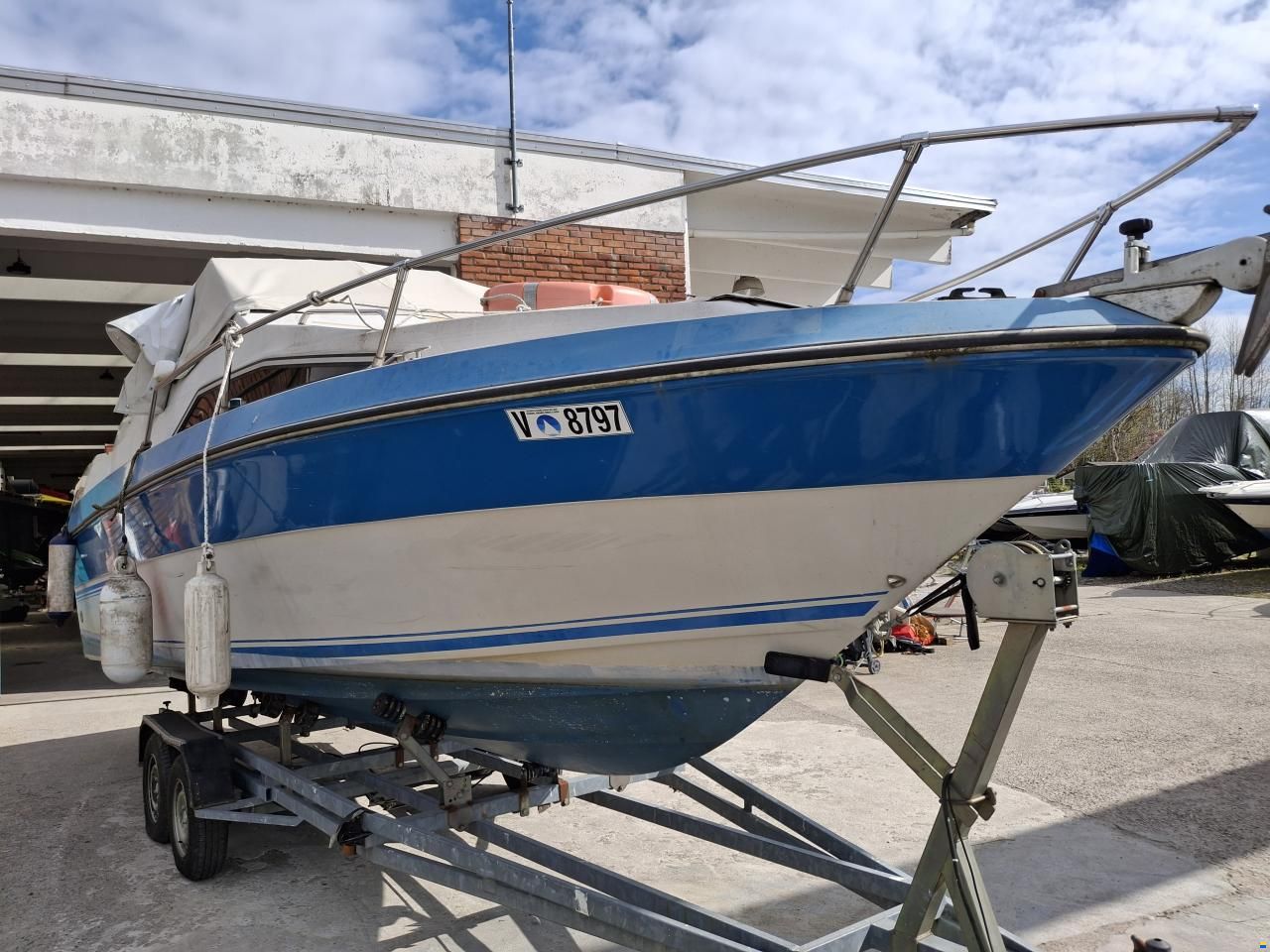 Sea Ray Semicabinato