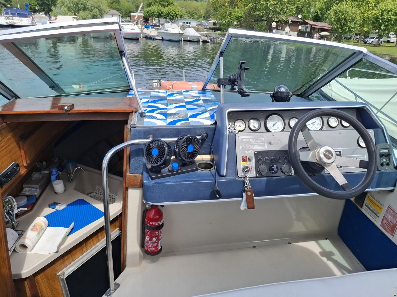 Sea Ray Semicabinato