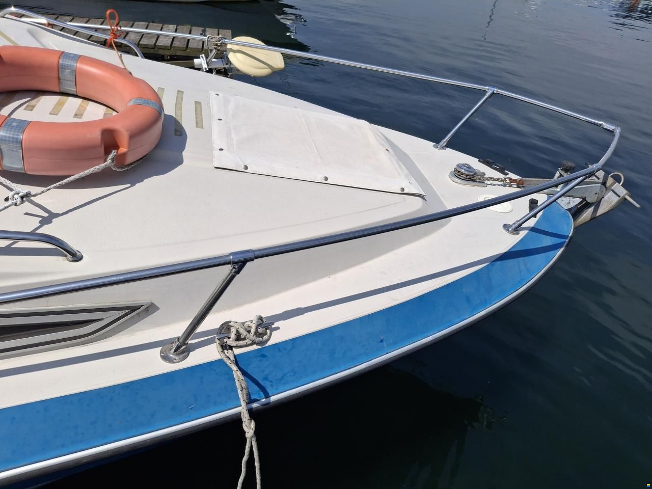 Sea Ray Semicabinato