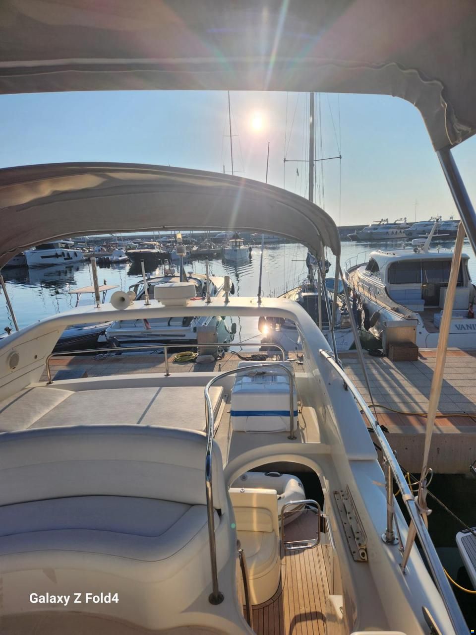 Azimut 46 Fly