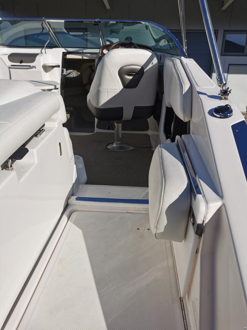 Regal 2250