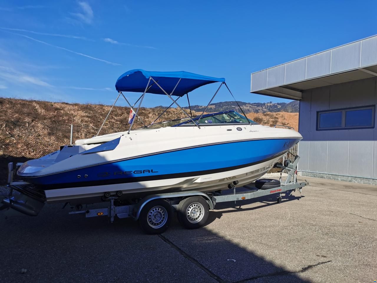 Regal 2250