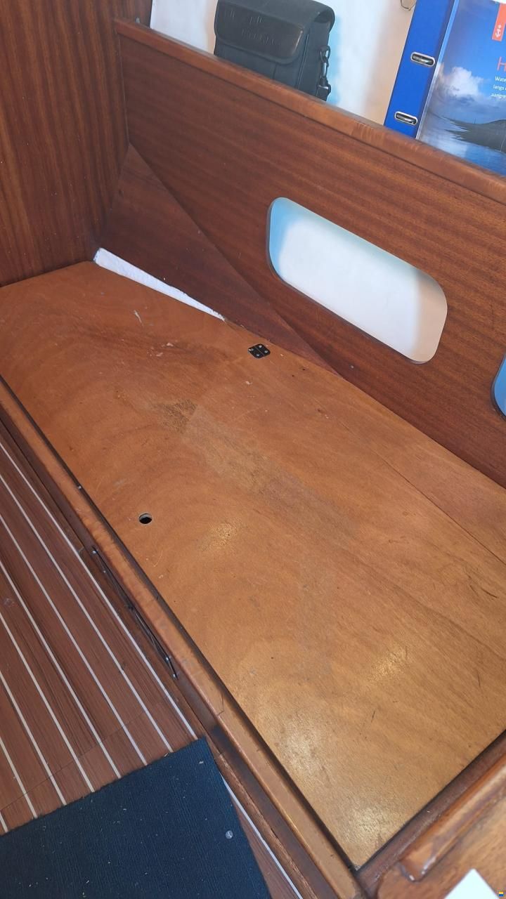Jeanneau Aquila 28