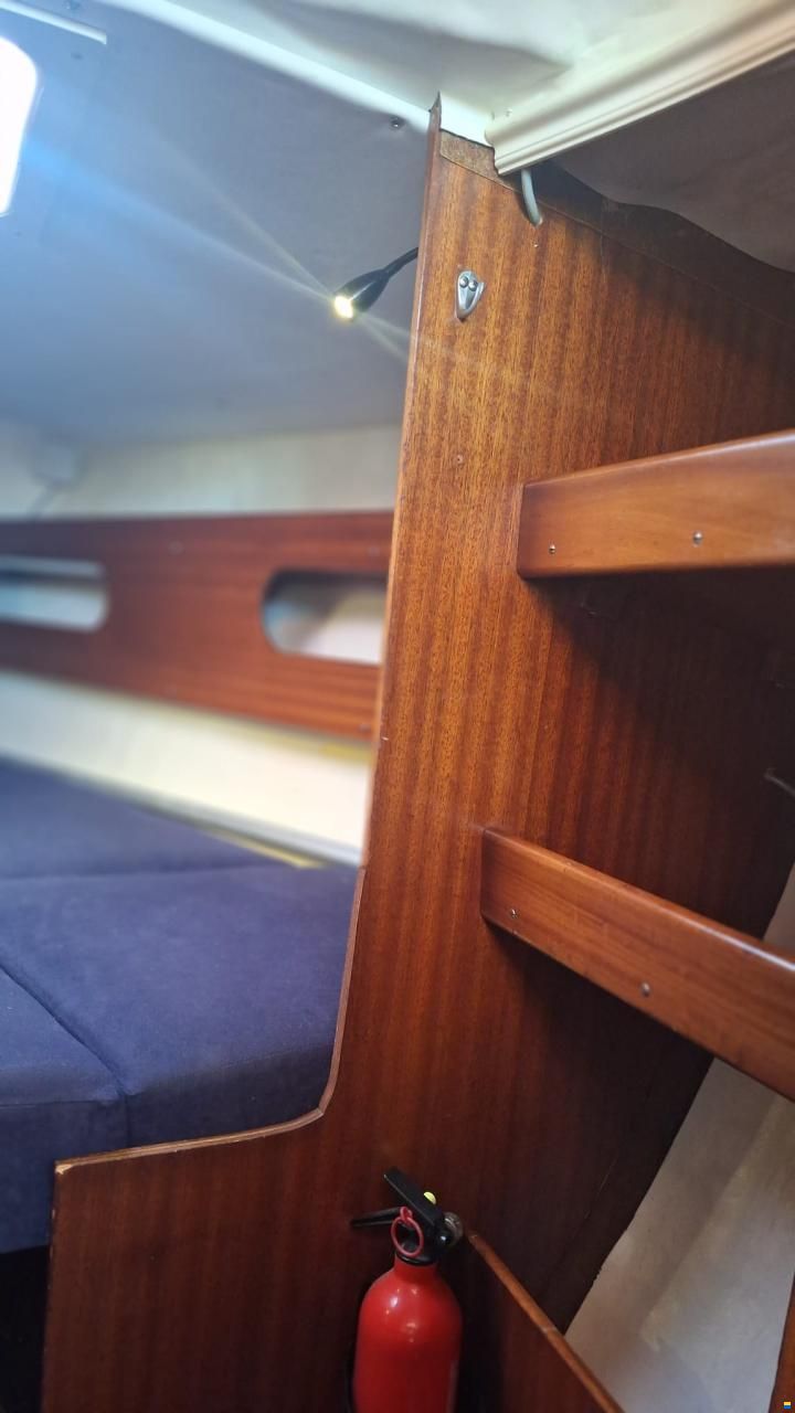 Jeanneau Aquila 28