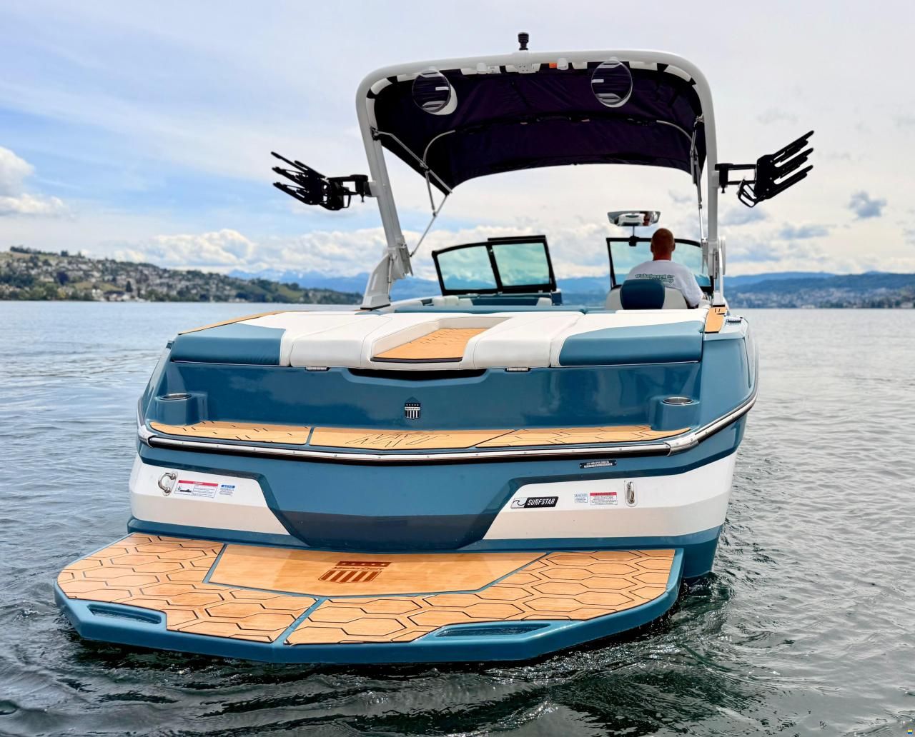 MasterCraft NXT23 Wakeboard & Wakesurf