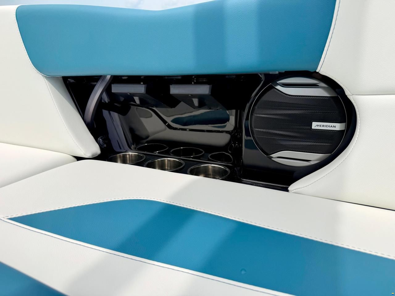 MasterCraft NXT23 Wakeboard & Wakesurf