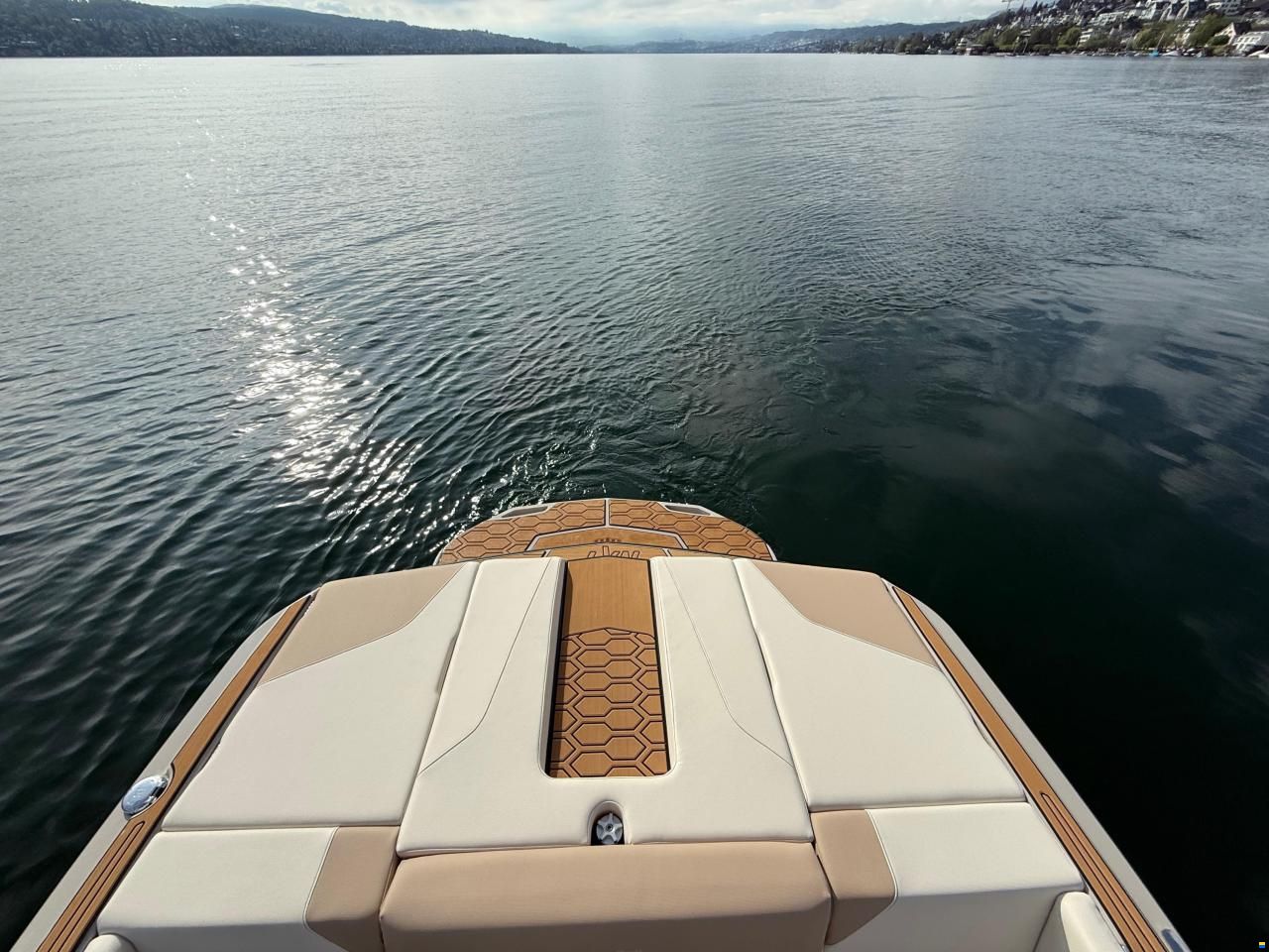 MasterCraft NXT23 Wakeboard & Wakesurf