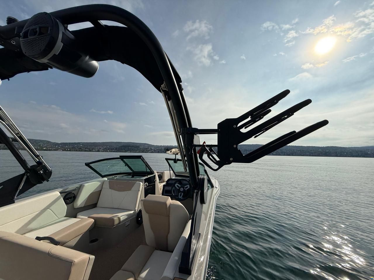 MasterCraft NXT23 Wakeboard & Wakesurf