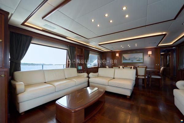 Benetti DELFINO 93