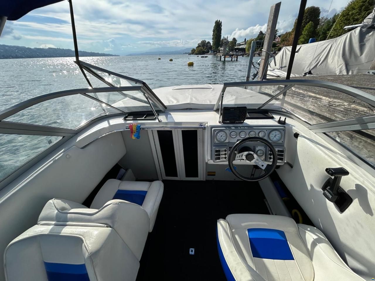 Sea Sprite 2100 ES Cuddy