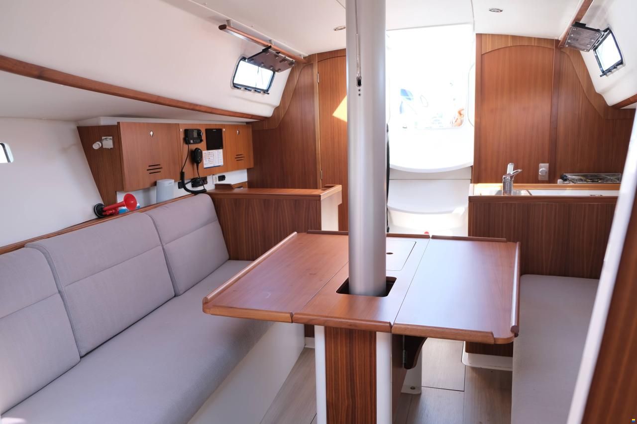 J Boats J/97E