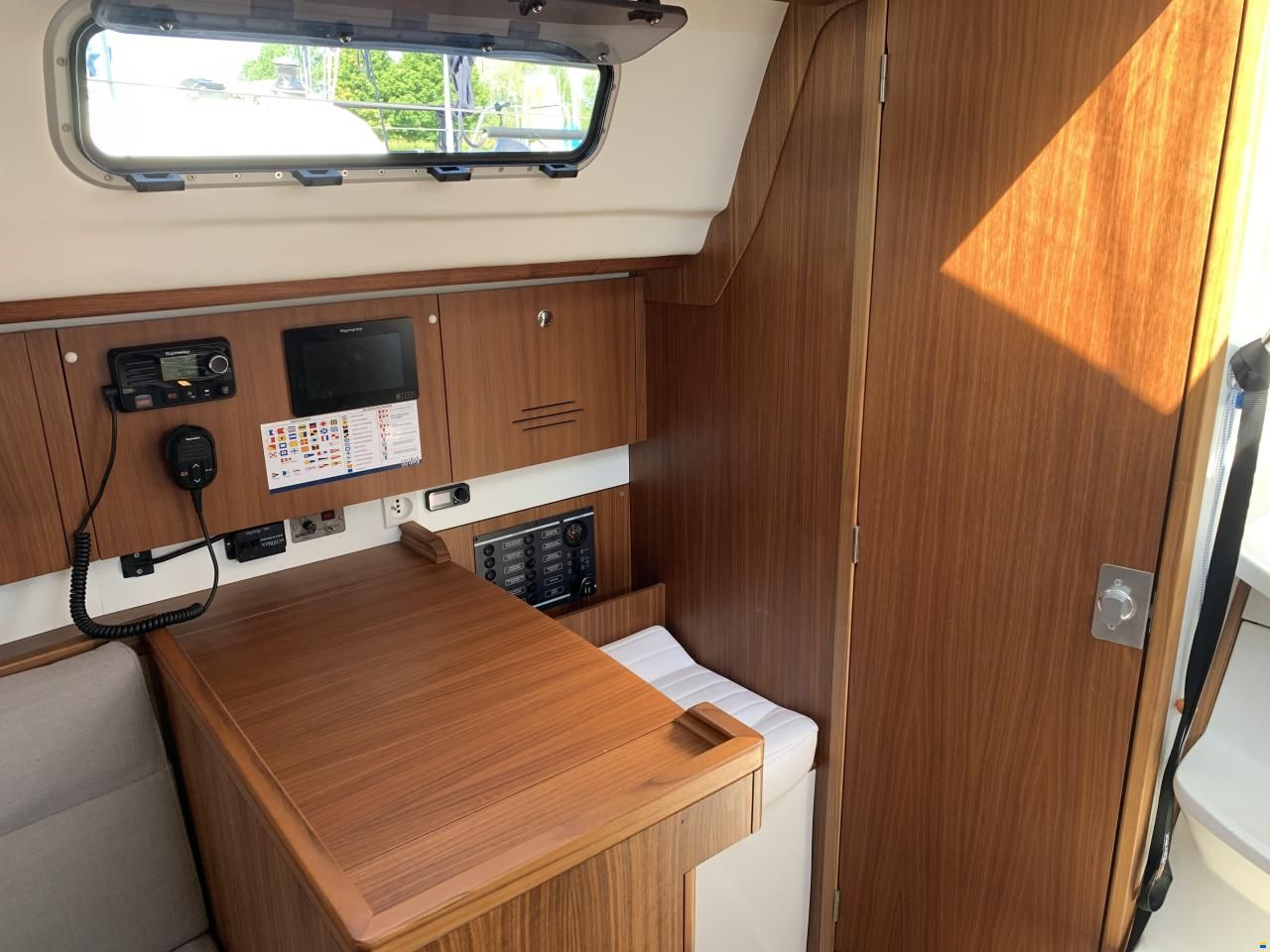 J Boats J/97E