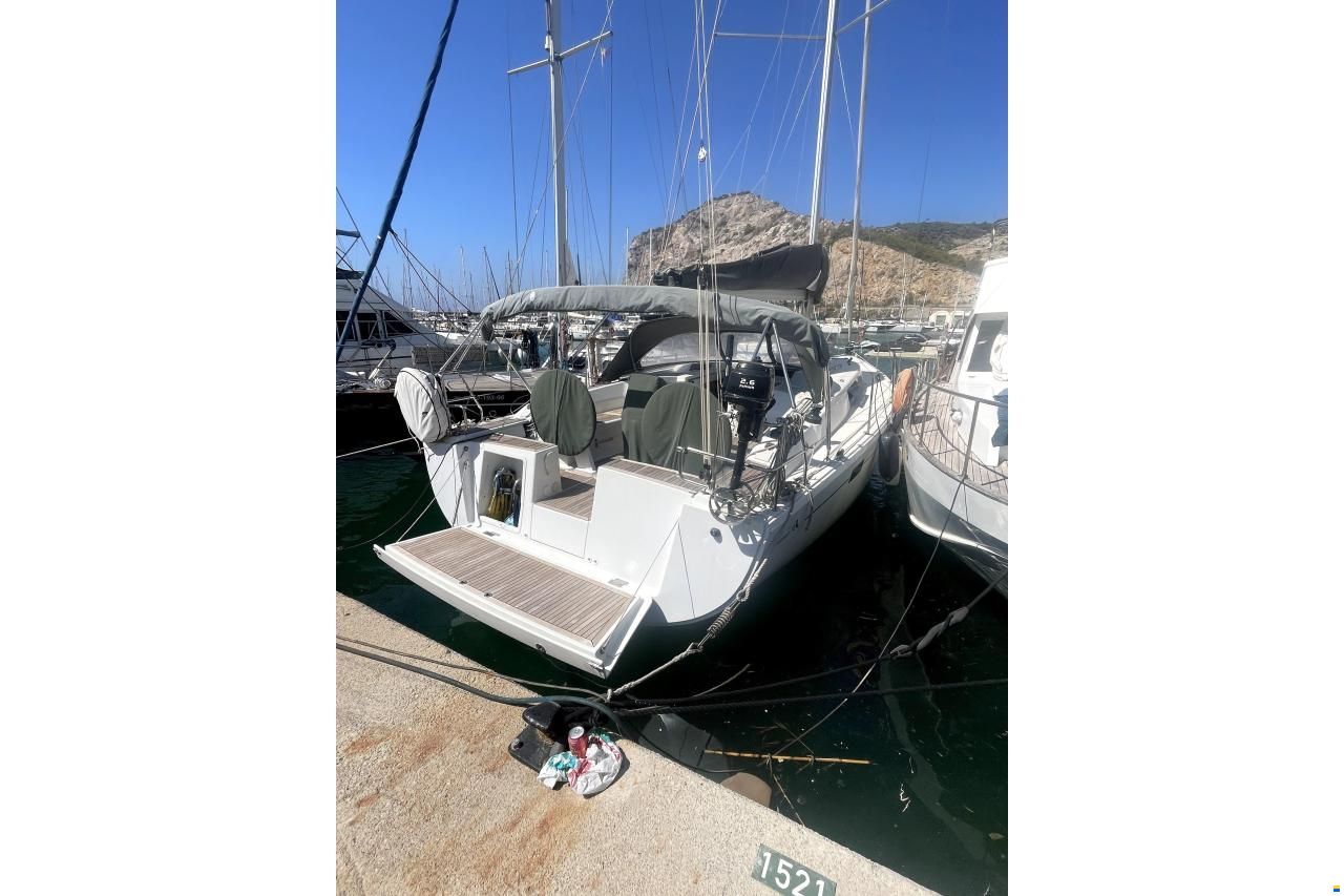 Hanse 415