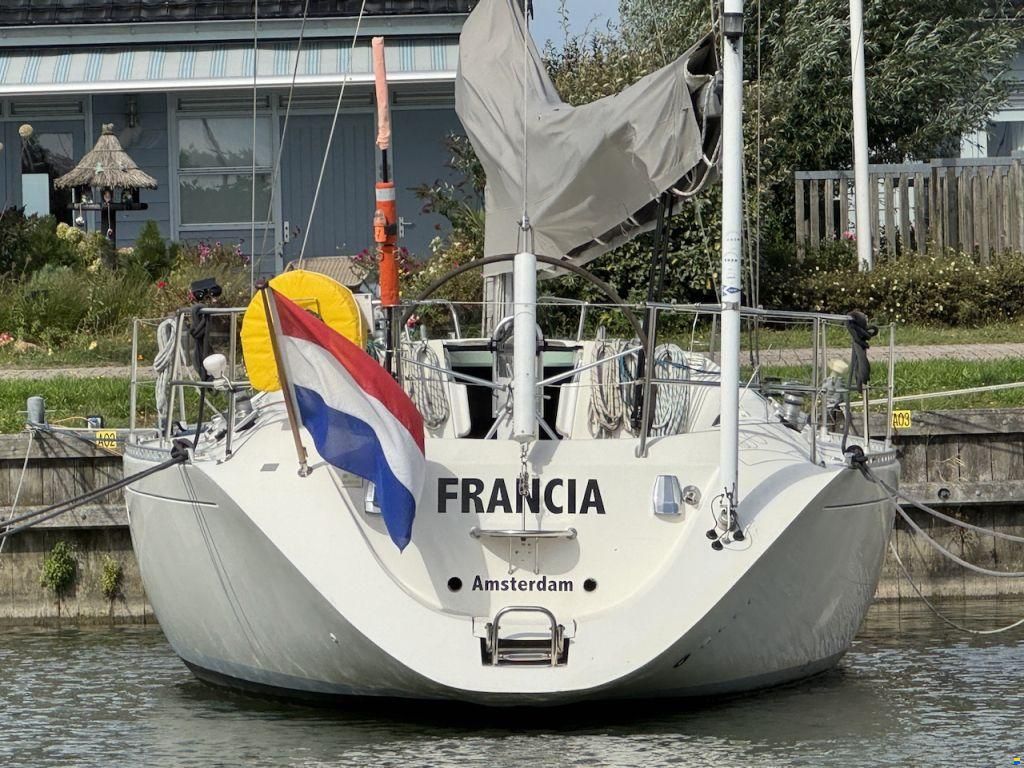 Beneteau First 38s5