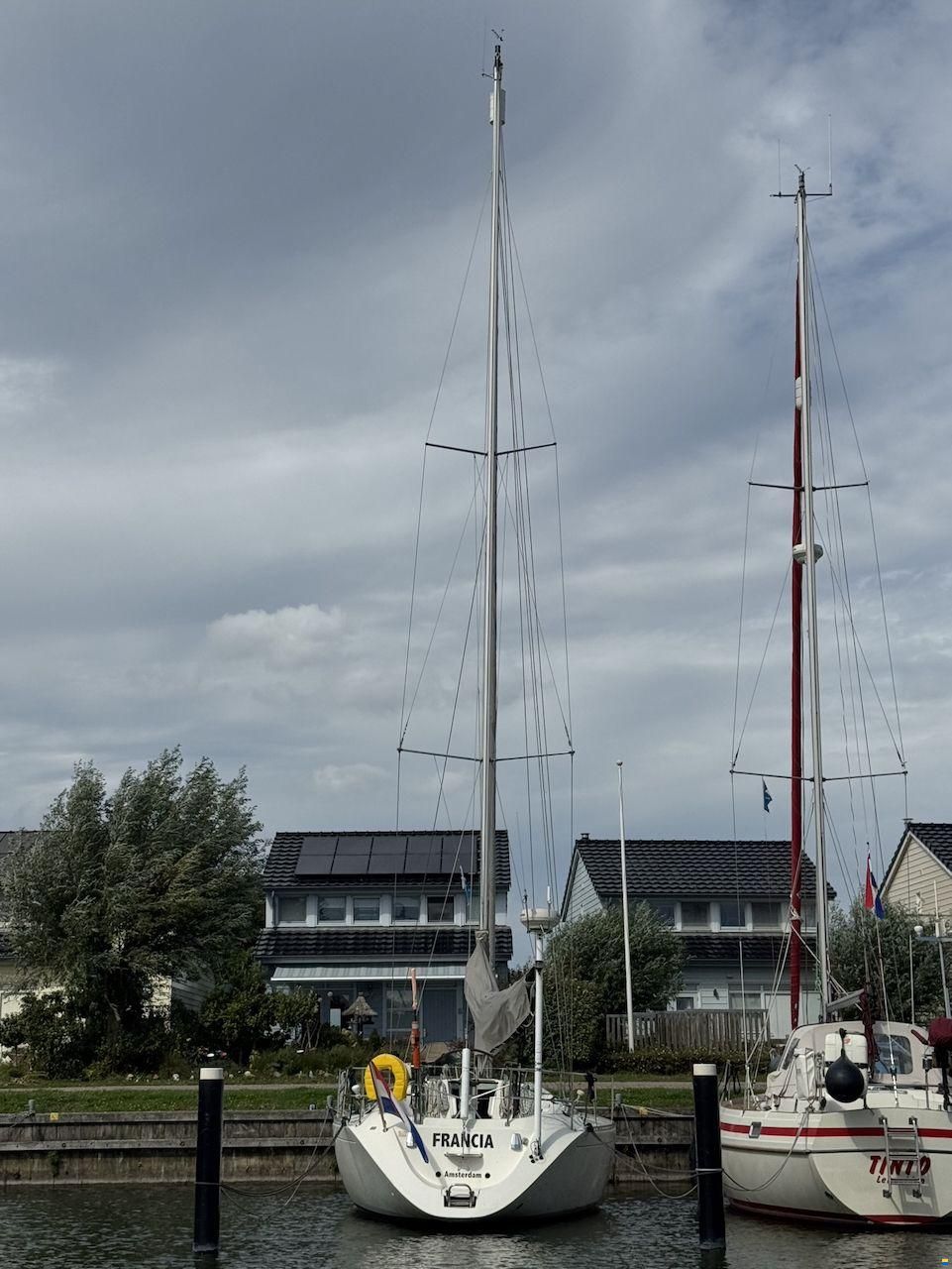 Beneteau First 38s5