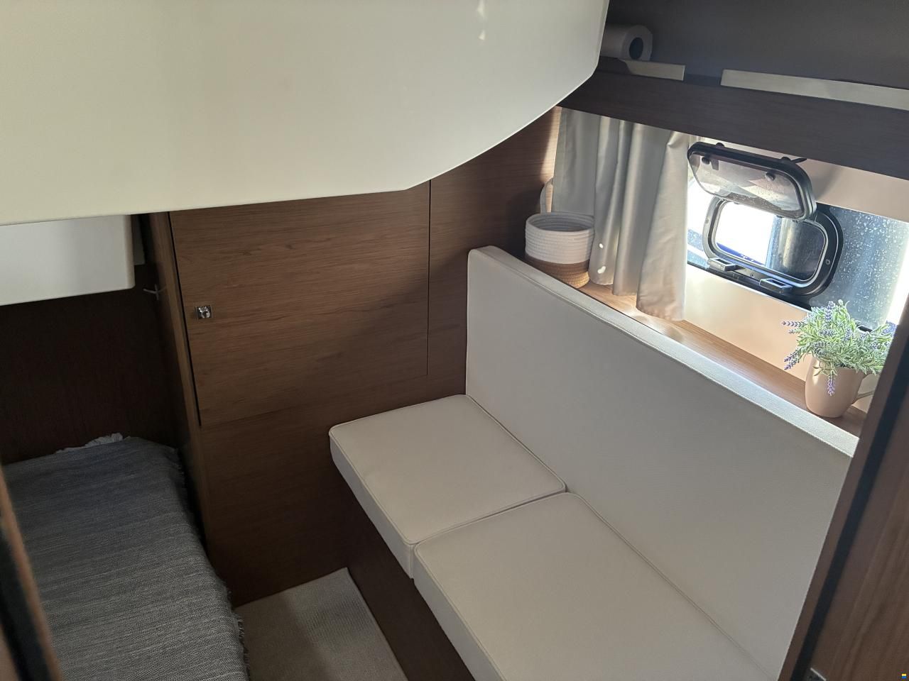 Jeanneau Leader 33