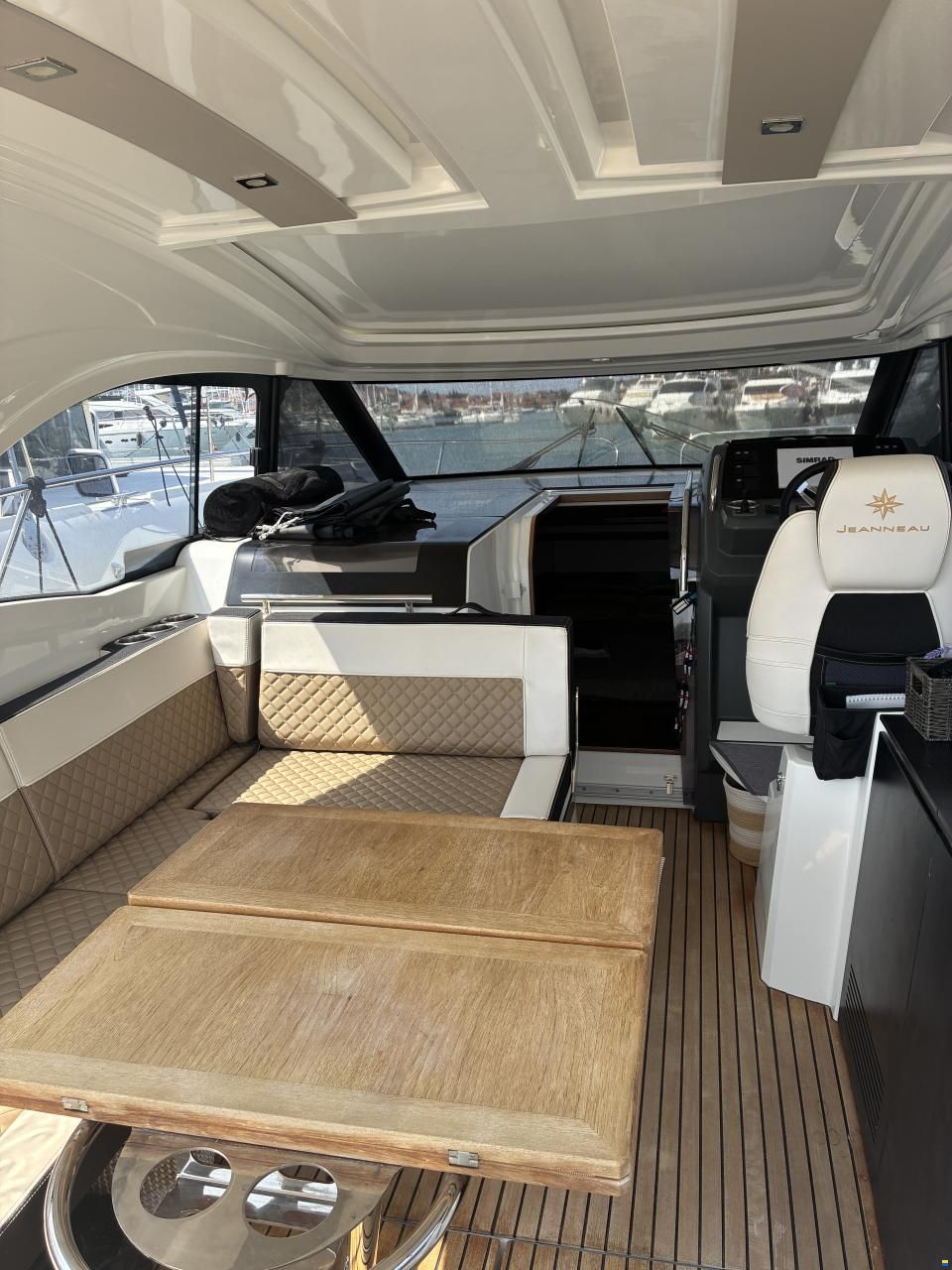 Jeanneau Leader 33